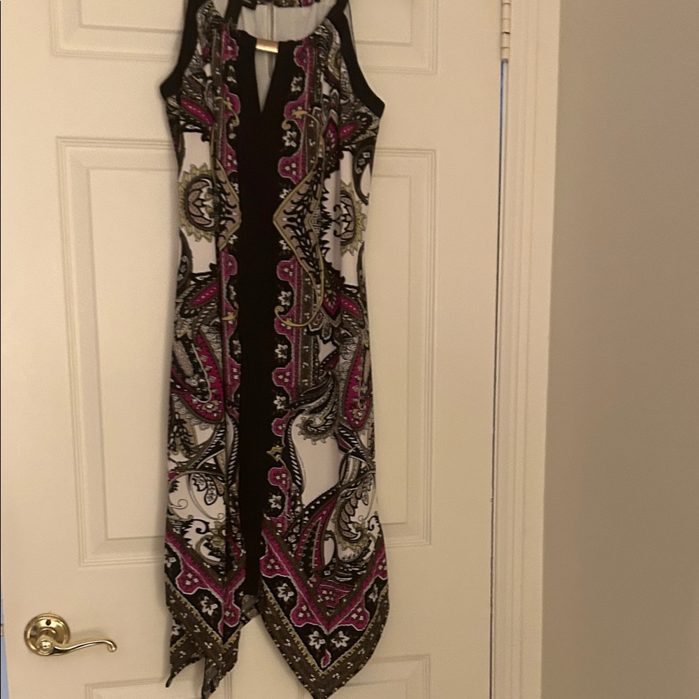 Sleeveless dress